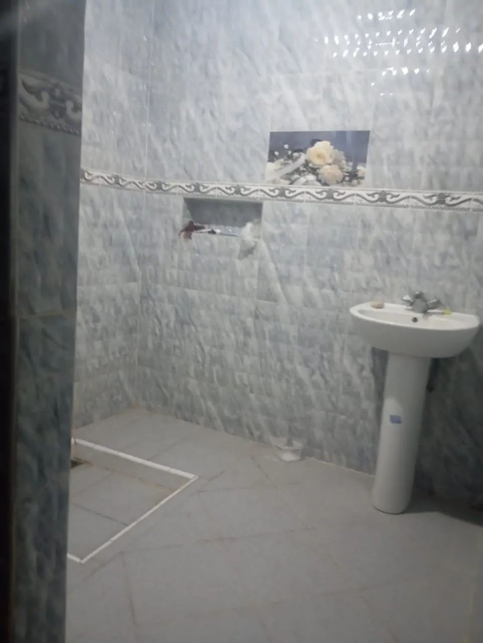 Bathroom with functional layout