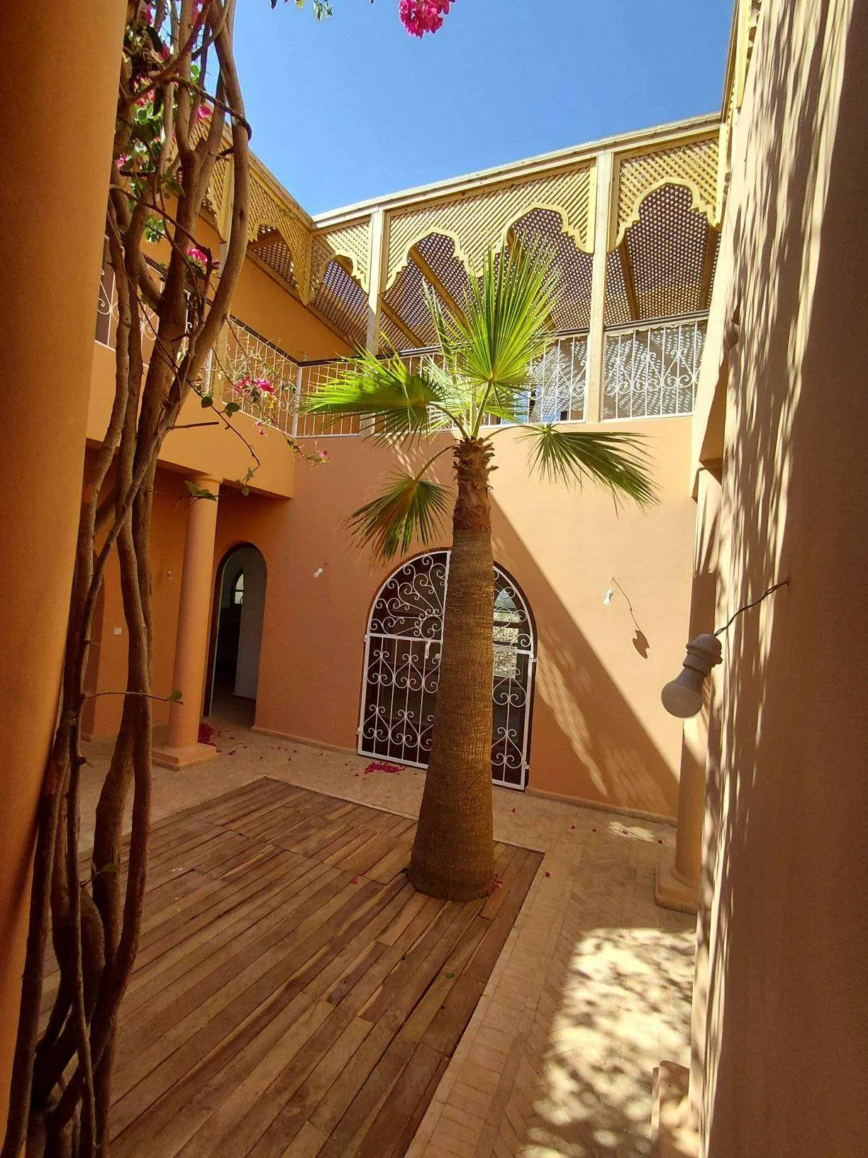 Outdoor area with parking space