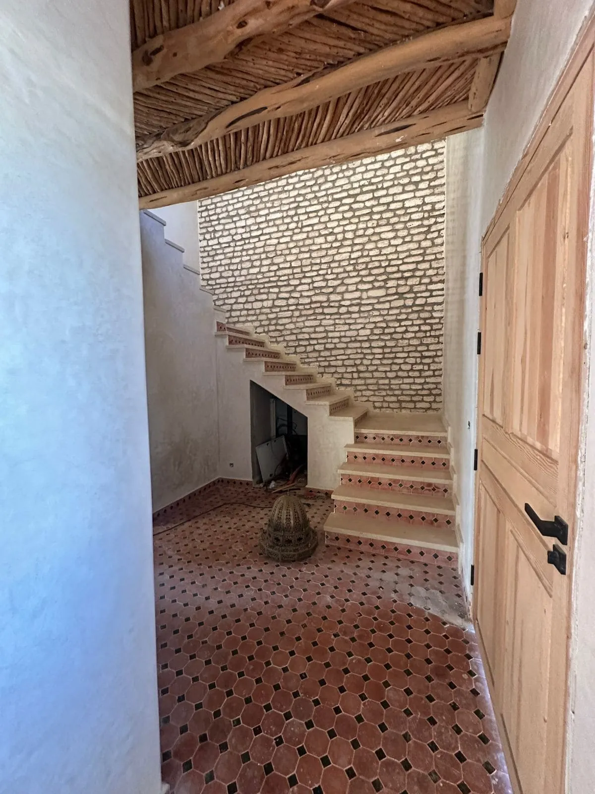 Peaceful and green environment surrounding villa