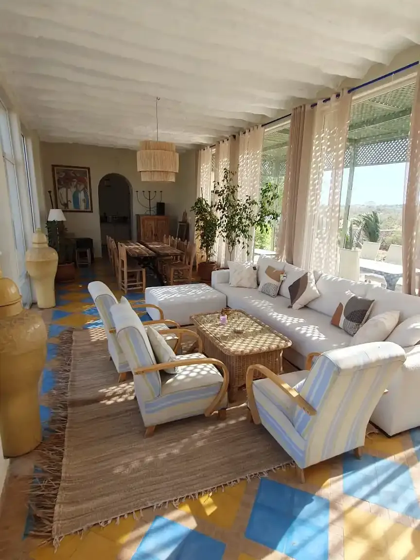 Bright living room with fireplace