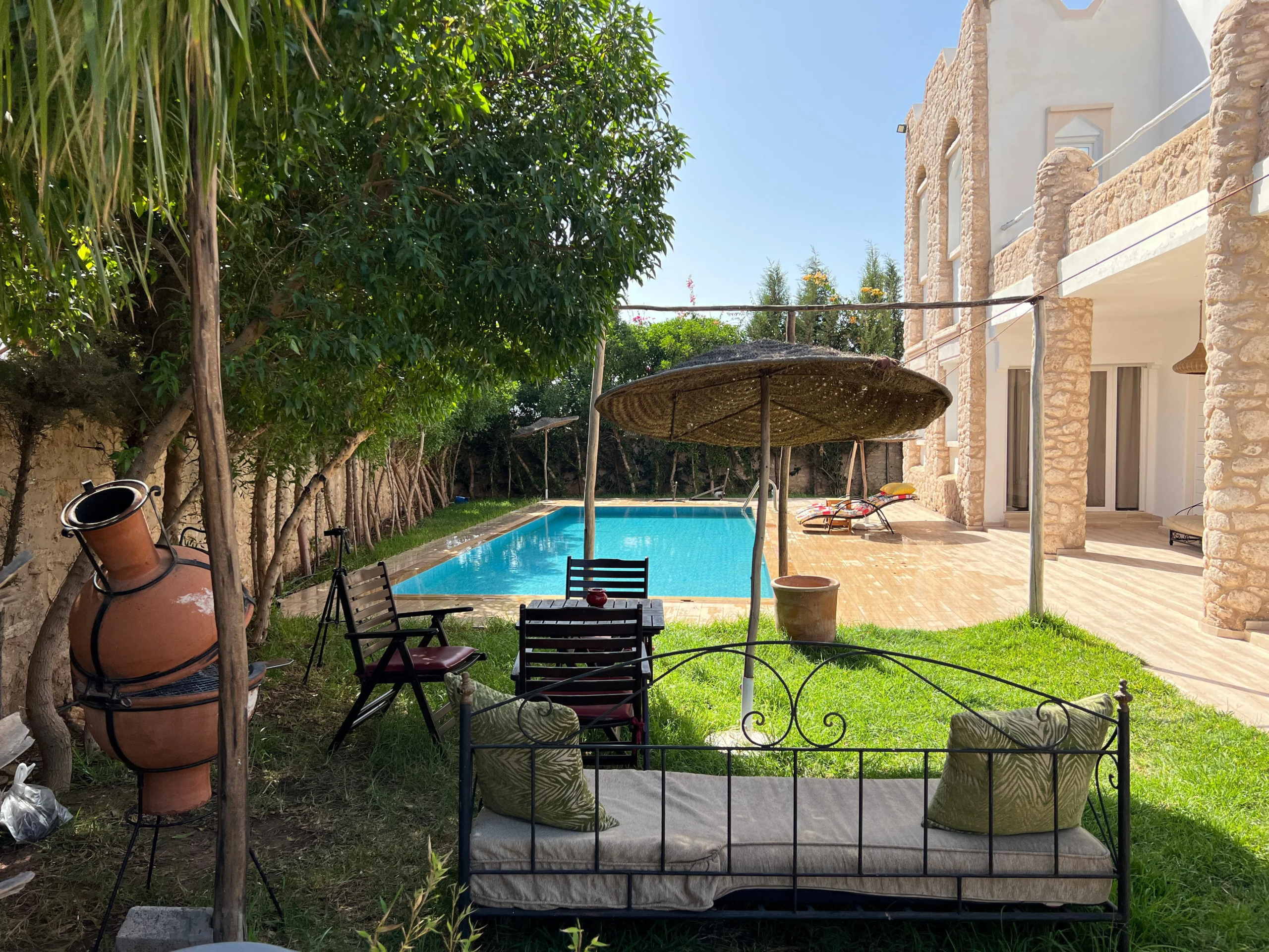 Furnished villa environment ideal for long-term living near Essaouira