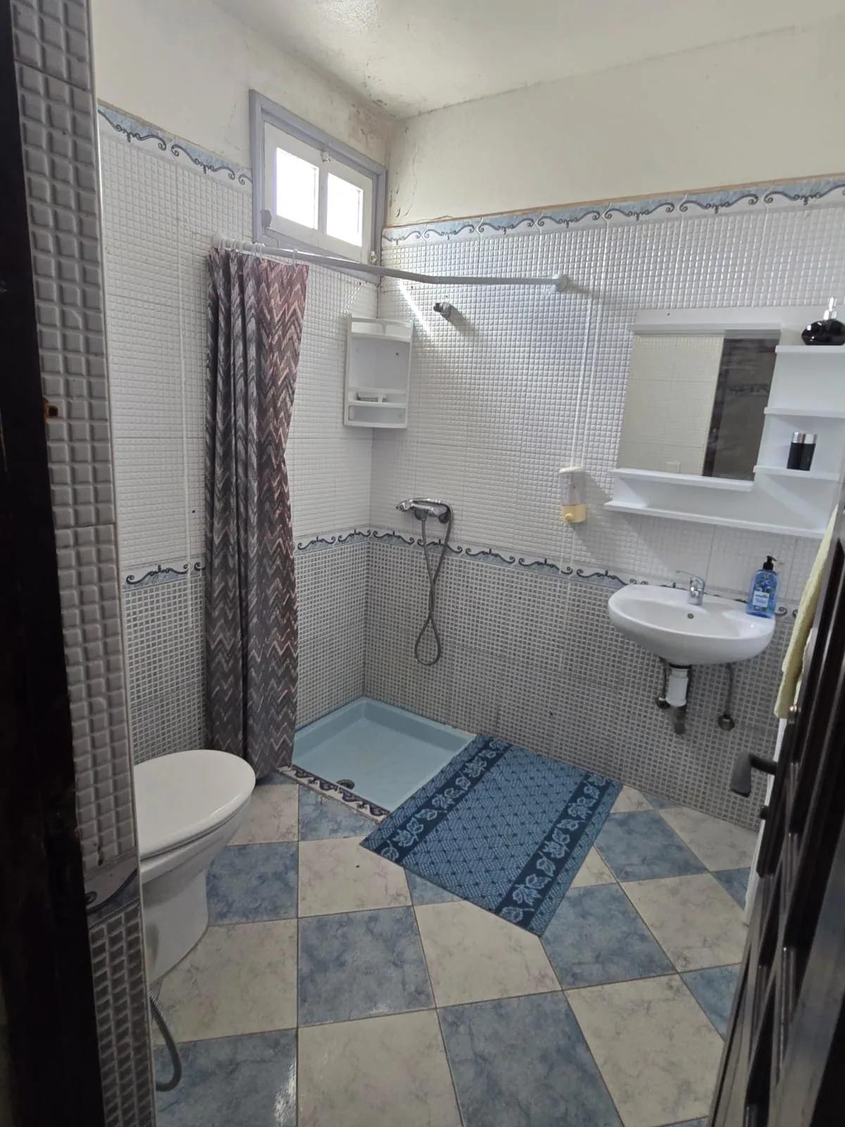 Bathroom in furnished apartment near the beach in Essaouira
