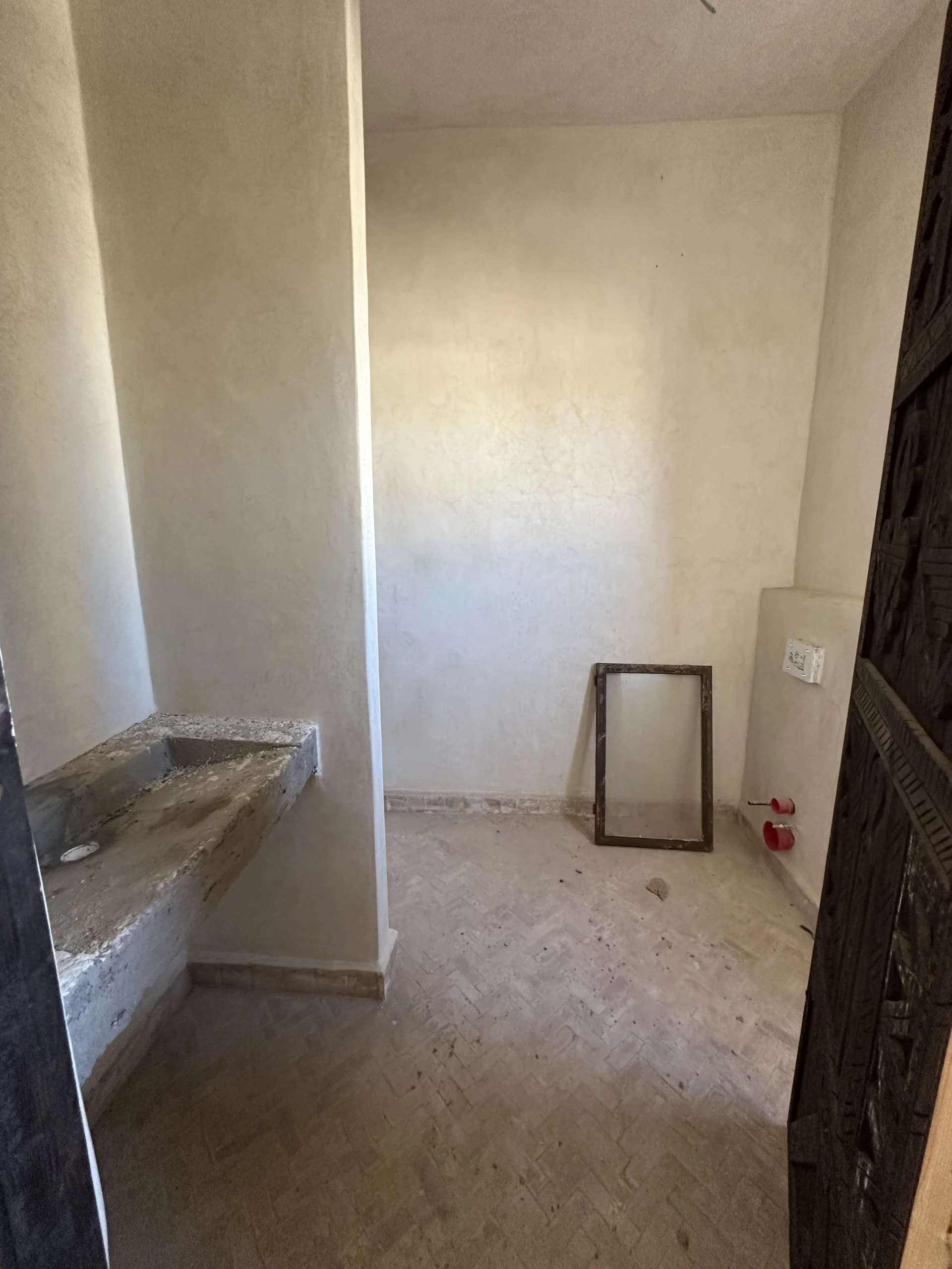 Private bathroom connected to a bedroom in the villa in Ghazoua